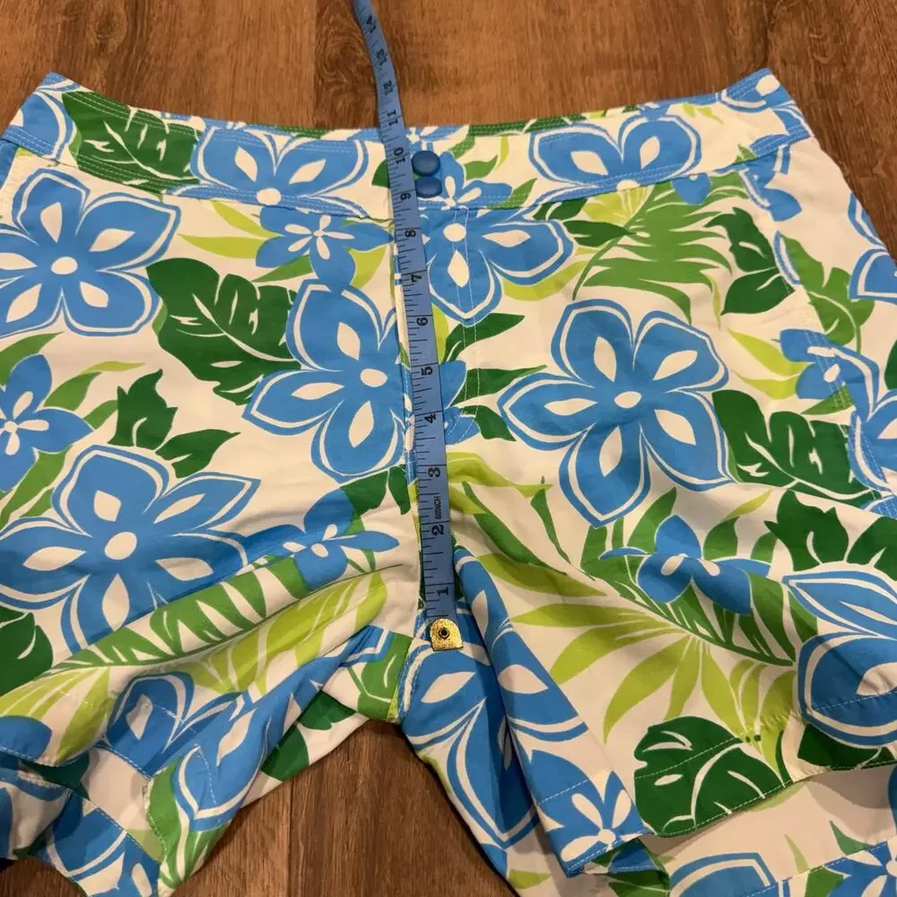 LL Bean Womens Green White Blue Hibiscus Floral Board Swim Shorts Size 8